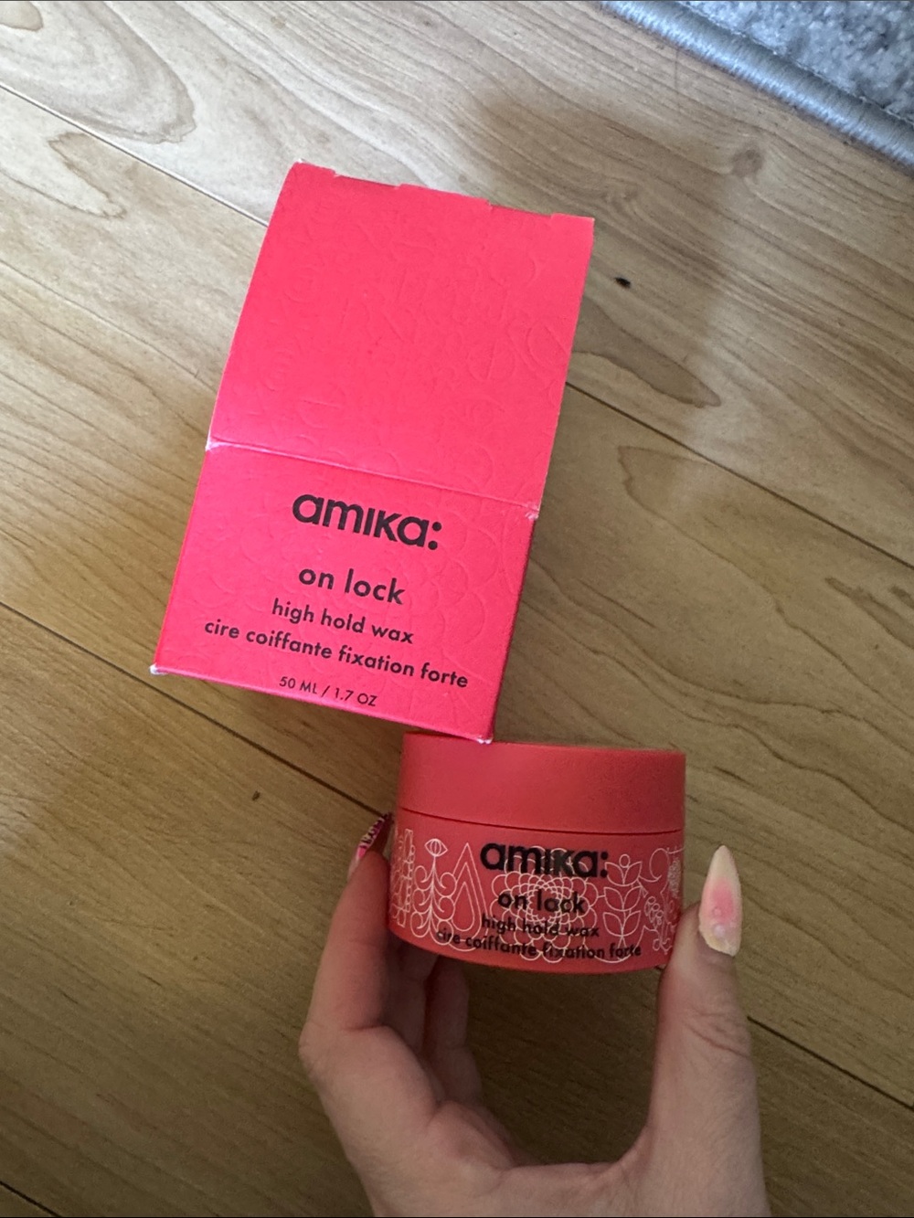 amika on lock high hold wax